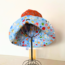 Load image into Gallery viewer, Bucket Hat #18
