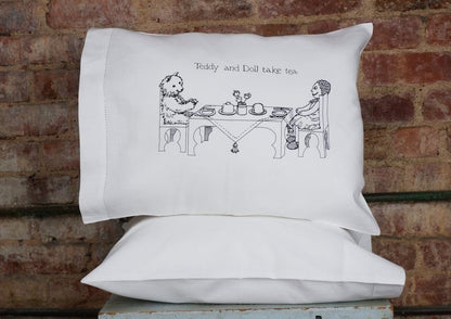 Pillow *Teddy and Doll take tea*