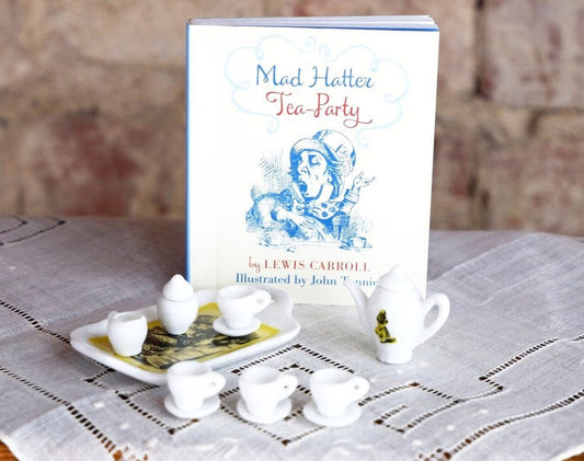 teeny tiny tea set